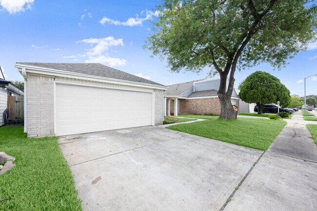 Foto del edificio - 11534 Willwood Dr