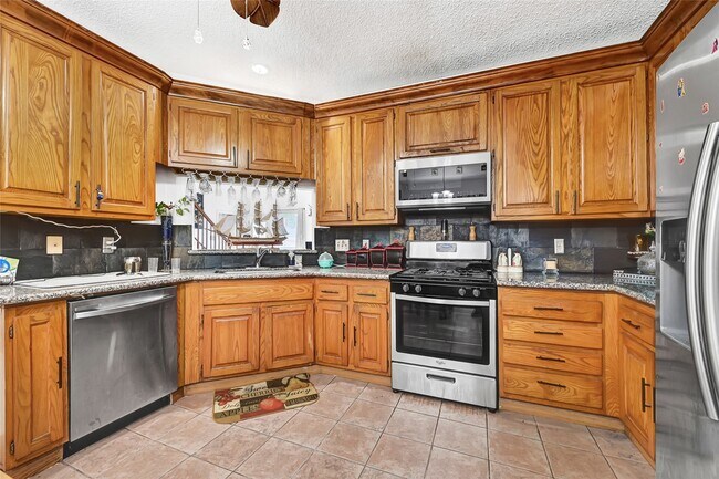 Foto del edificio - 13523 Pasa Robles Ln