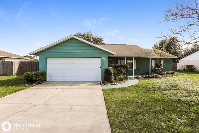 Primary Photo - 223 Eastridge Dr, Eustis, FL 32726