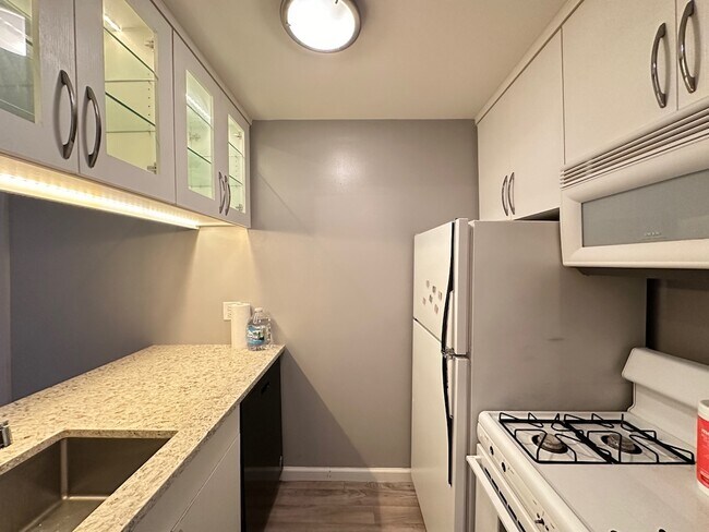 Foto del edificio - 663 W Grace St