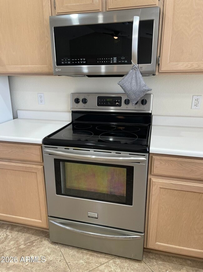 Foto del edificio - 3349 W Abraham Ln