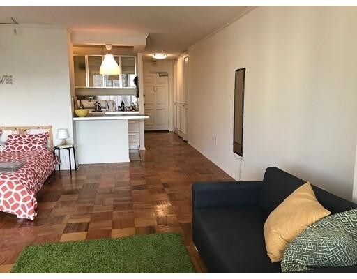 Foto principal - 9 Hawthorne Pl