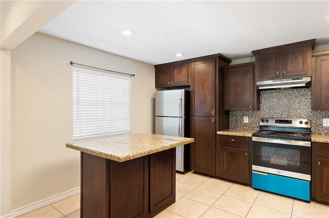 Foto del edificio - 15 S 27th St