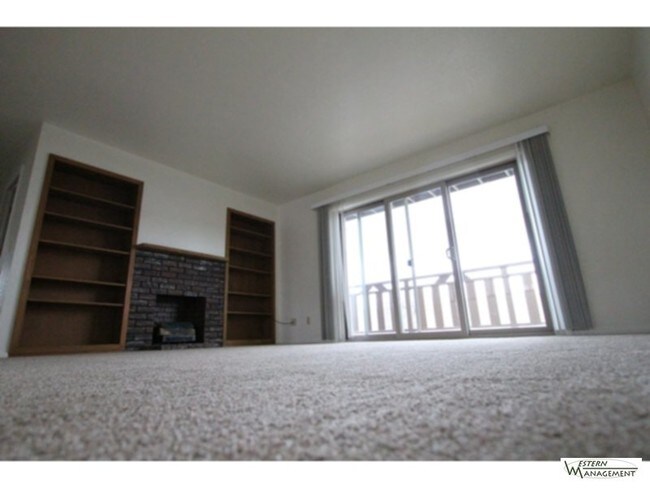 Foto del edificio - 2320 Alderson Ave