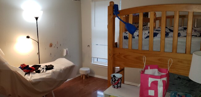 Building Photo - 2727 Rhawn St