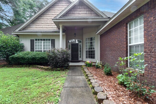 Foto del edificio - Home for Rent in Magnolia Estates