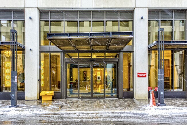 Photo du bâtiment - 36-2036 Elm Dr