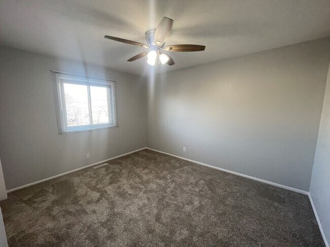 Foto del edificio - Home For Rent Bellevue.