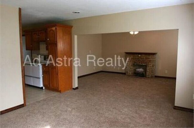 Foto del edificio - Updated 3 Bed 1 Bath Home in KCMO-Coming S...