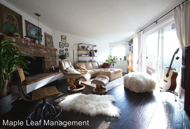 Building Photo - 2 br, 2 bath House - 303 13th Ave E #103