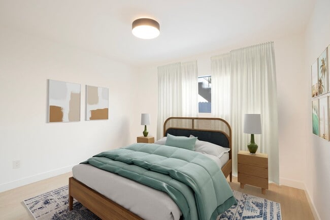 Interior Photo - 6133 Eleanor Ave