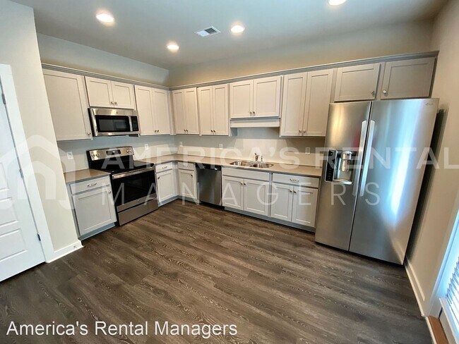 Foto del edificio - 3 br, 2 bath House - 213 Dreher Road
