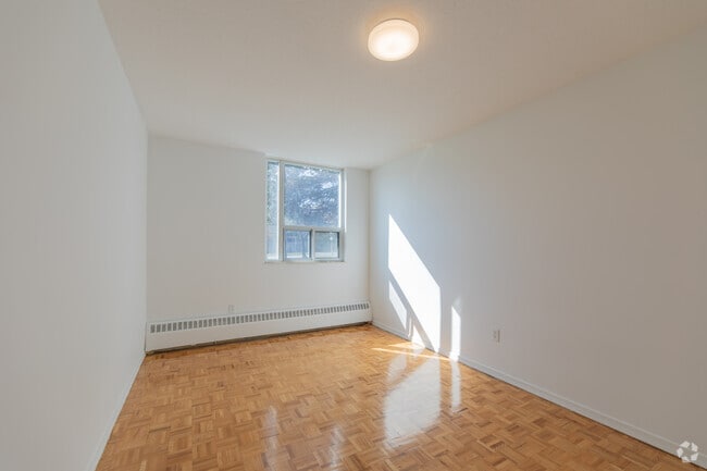 1BR, 1BA - 755SF - Bedroom - 30 Carabob Court