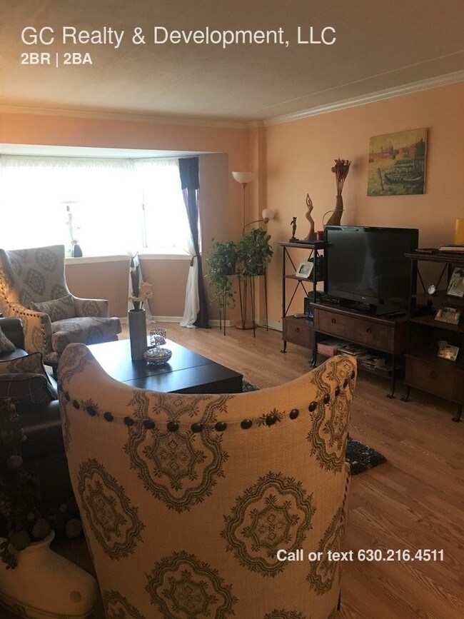 Foto del edificio - 220 S Roselle Rd