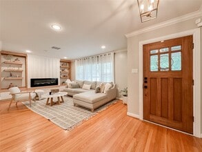 Building Photo - 3107 Broadmead Dr
