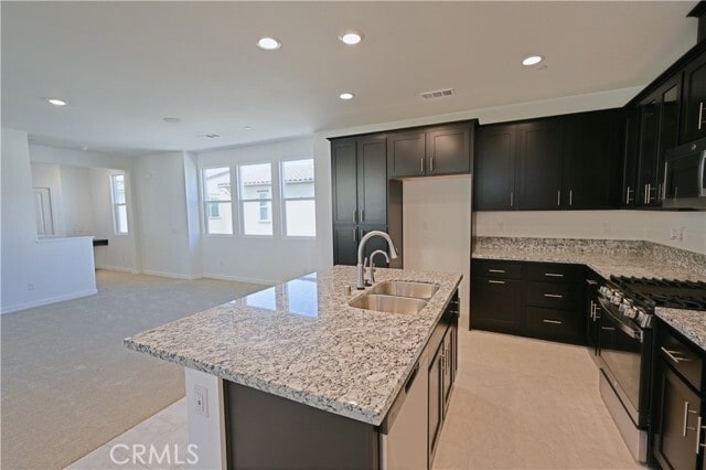 Building Photo - 26149 Park Ave