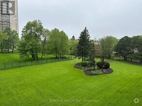 Building Photo - 360-360 Ridelle Ave