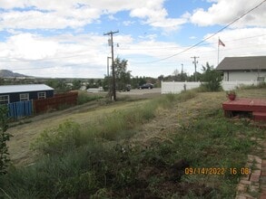 Building Photo - 116 S Burlington St