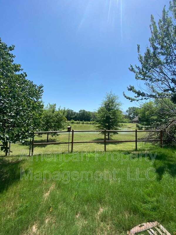 Foto del edificio - 7512 E 94th St