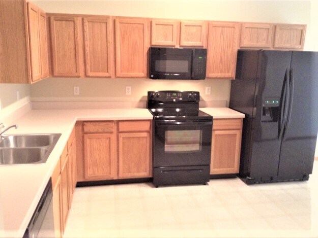 Building Photo - 2331 Myrtle Valley Dr