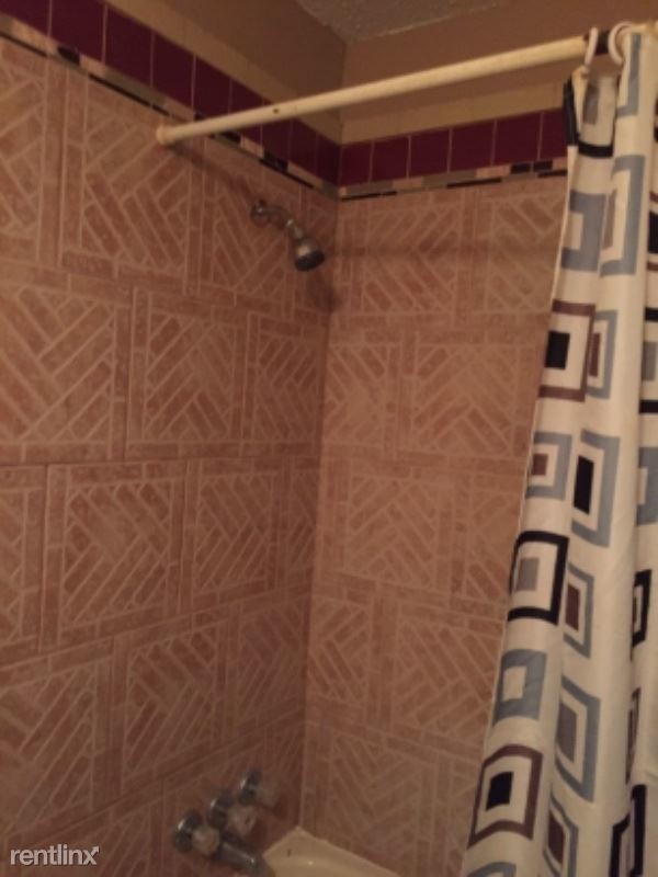 Foto del edificio - 2913 E St Bernard Hwy