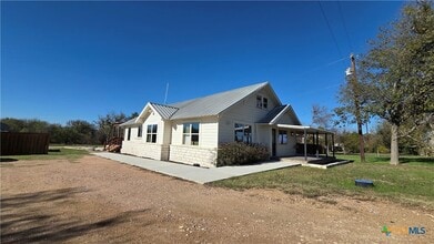 Building Photo - 16580 Fm 2115