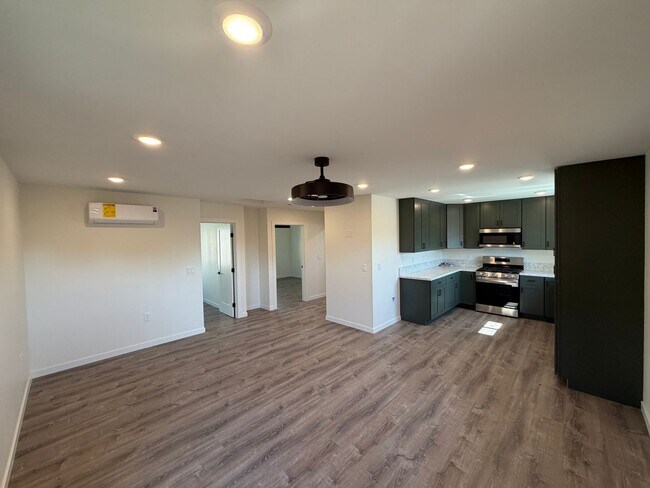 Foto del edificio - 4640 Tilbury Ct