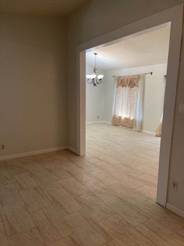 Foto del edificio - 7981 Sewell Ct
