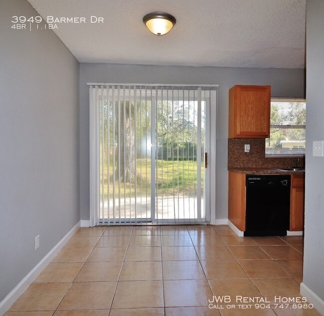 Foto del edificio - 3949 Barmer Dr