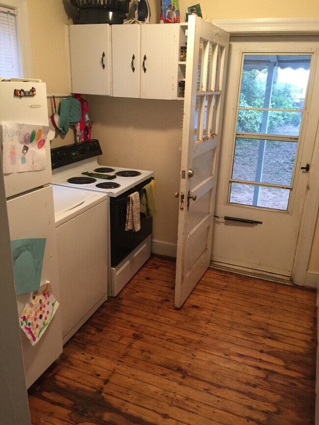 Foto del edificio - 3101 Peebles Dr