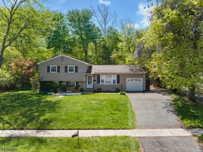 Building Photo - 28 Ethan Dr