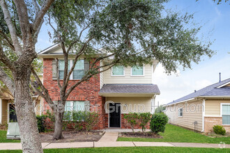 Building Photo - 1525 Claremont Garden Cir