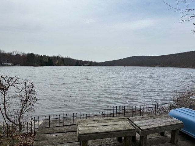 Lakefront - 1 Lakeshore Dr W