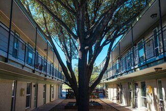 Building Photo - 2021 Bluebonnet Ln.