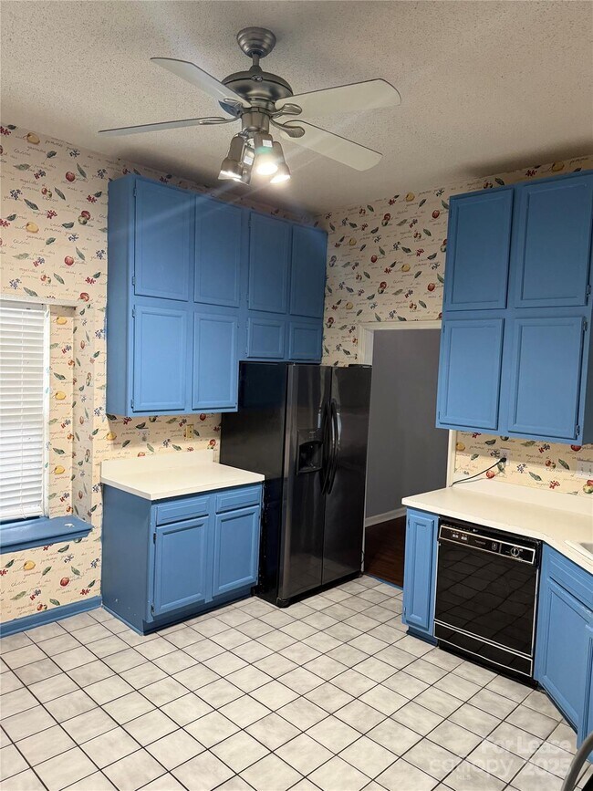 Foto del edificio - 9520 Marshbrooke Rd