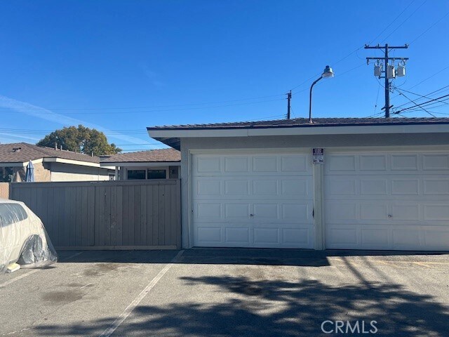 Building Photo - 5125 Bandera St