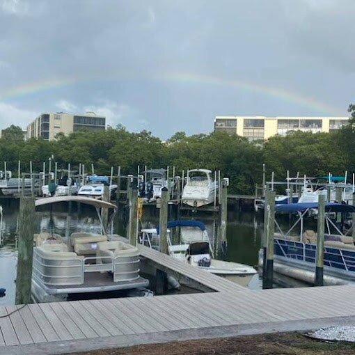 Building Photo - 2900 Cove Cay Dr