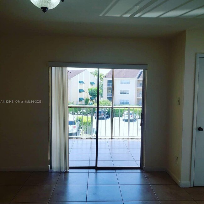Foto del edificio - 15325 SW 106th Terrace