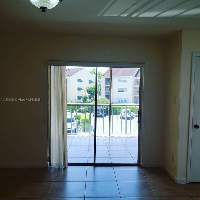 Building Photo - 15325 SW 106th Terrace