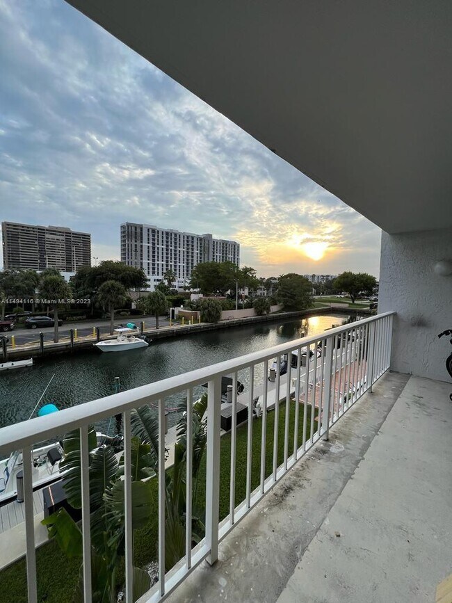 1650 NE 115th St Unit NA, Miami, FL 33181 Condo for Rent in Miami, FL