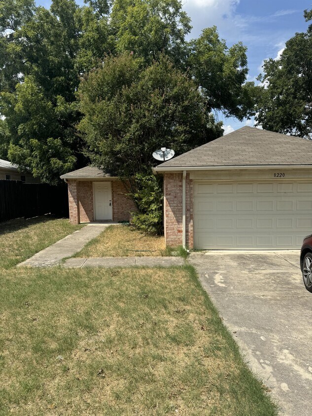 Primary Photo - 8220 Downe Dr
