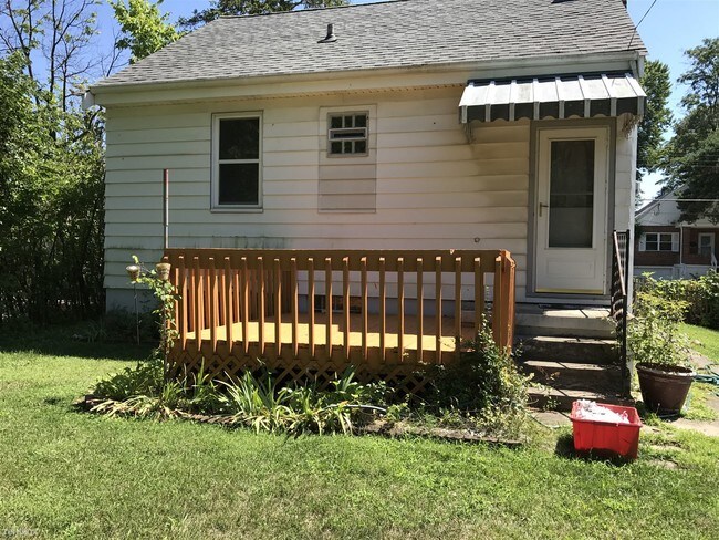 Foto del edificio - 1832 Sterling Ave