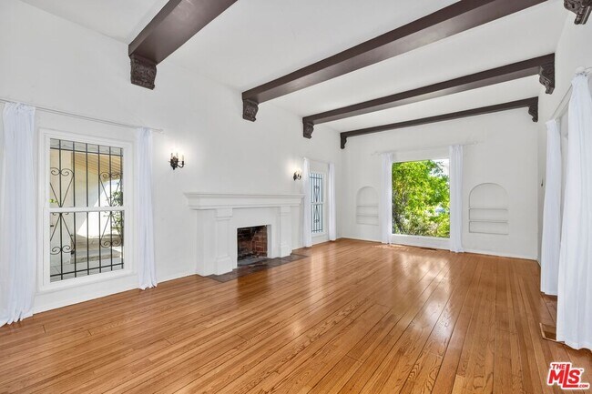 Foto del edificio - 133 N Alta Vista Blvd