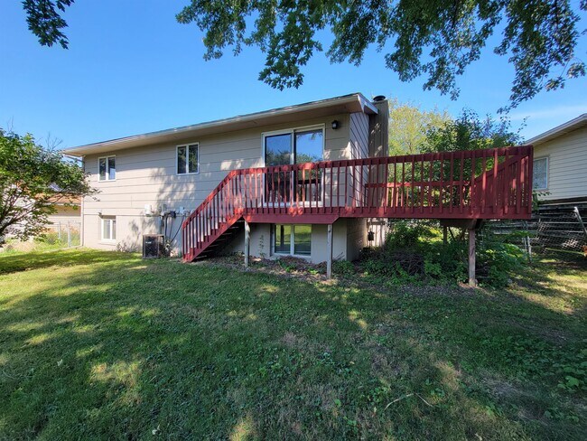 Foto del edificio - 3801 14th Ave NW