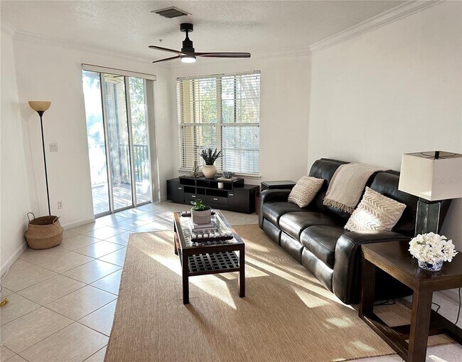 Building Photo - 11564 Mizzon Dr