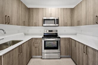 Building Photo - 1295 W 69th St