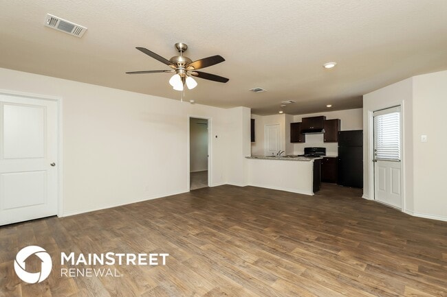 Foto del edificio - 6614 Legato Curv