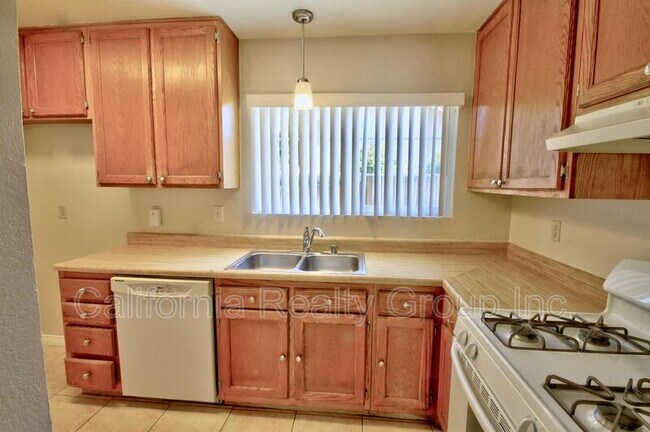 Building Photo - 27710 Connie Way