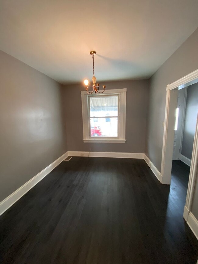 Building Photo - Delightful 3 BR Townhouse in Lancaster City!