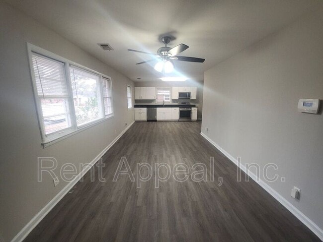 Foto del edificio - 2916 Carriage Ln